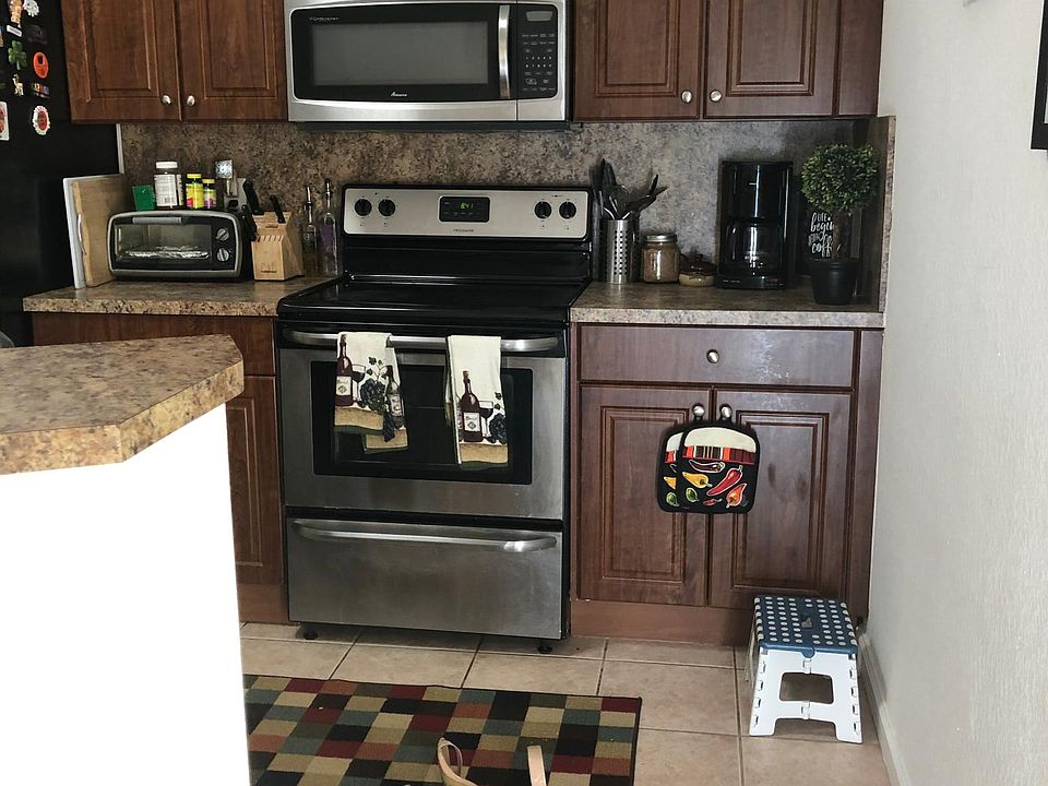 2nd image of 602 W Santa Catalina Cir #602