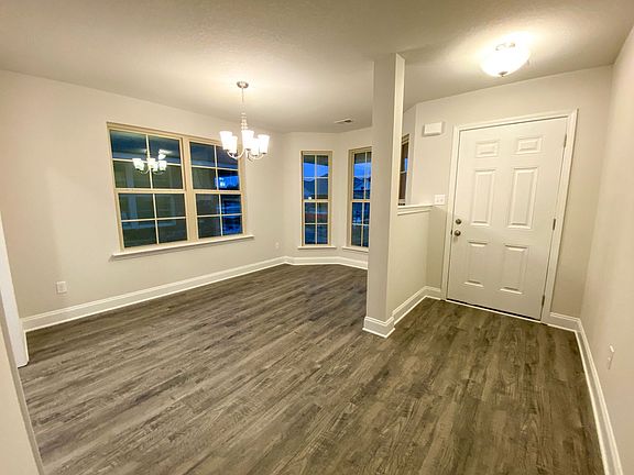 3rd image of 7795 Ferndale Dr