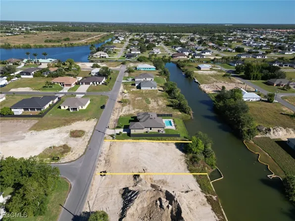 1817 NE 13th Ave, Cape Coral, FL 33909