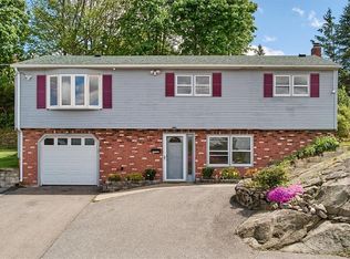130 Woodland Ave, Cranston, RI 02920