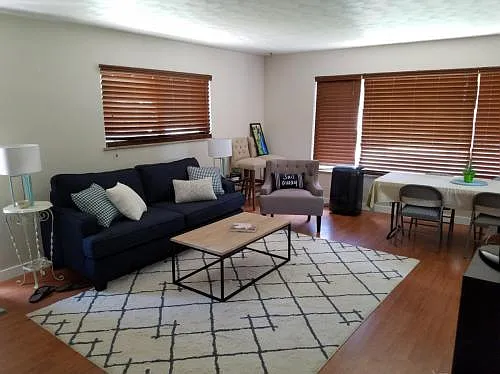1113 Emigh St — Photo 3