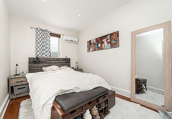 2nd image of 21-29 21st Ave #1