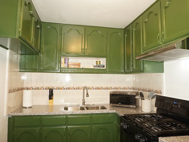 7002 Raton St — Photo 3