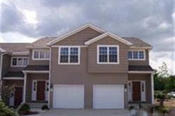1st image of 876 W Trailcreek Dr