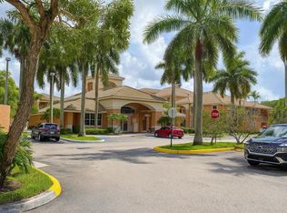 6960 SW 39th St APT E106, Davie, FL 33314