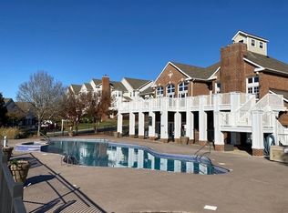 810 Beverley Dr APT 303, Charlottesville, VA 22911
