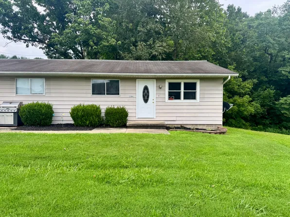 2204 Creedmoor Dr #3300, Zanesville, OH 43701