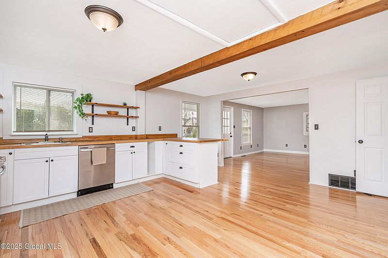 5th image of 37 111th Street