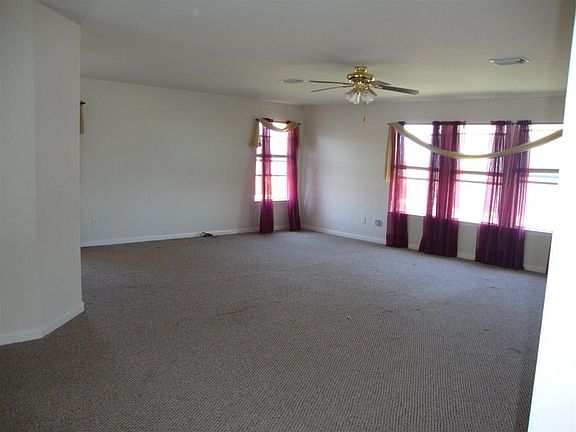 Game room upstairs