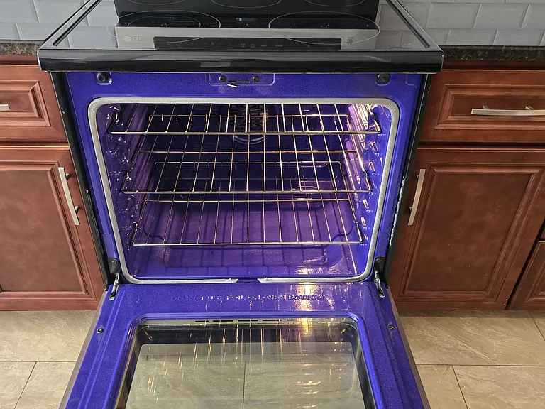 Oven