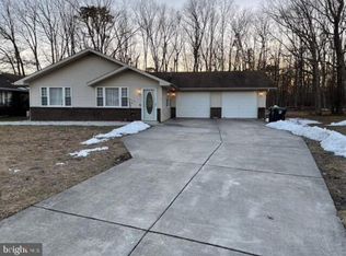 3 Oak Ave, Hammonton, NJ 08037