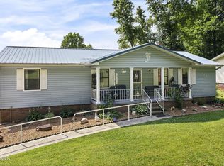 125 Brentwood Cir, Oliver Springs, TN 37840