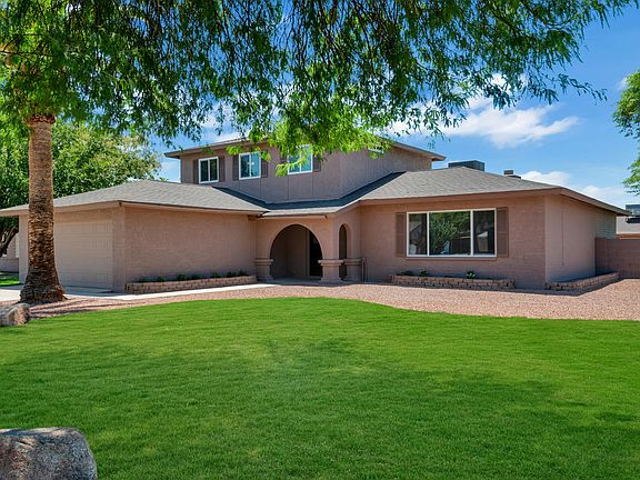 4th image of 4939 E Larkspur Dr