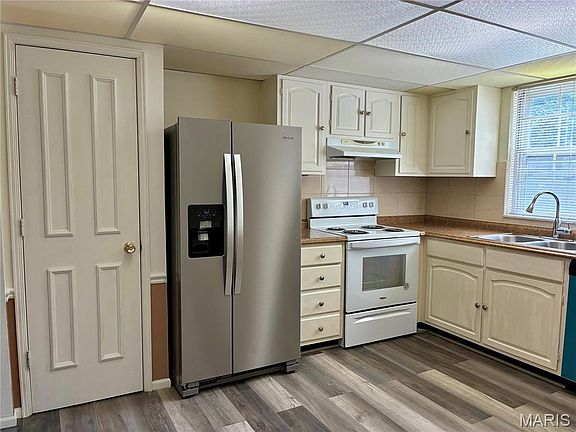 5th image of 100 Conway Cove Dr