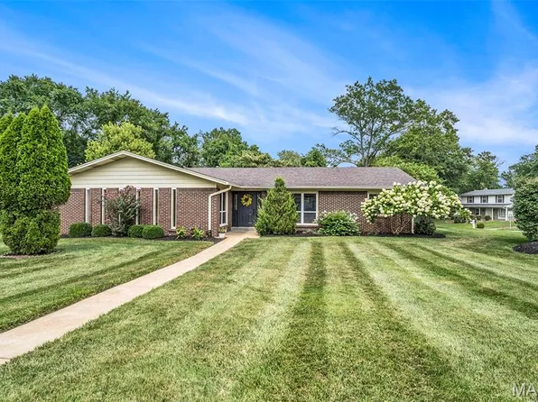 1019 Fernview Dr, Saint Louis, MO 63141
