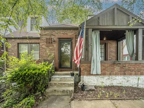 3629 Pine Grove Ave, Saint Louis, MO 63121