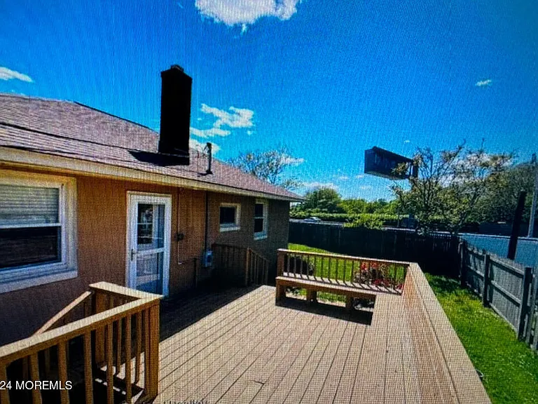 63 Marion Pl — Photo 10