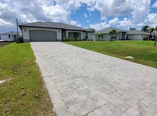2710 NW 5th Ter, Cape Coral, FL 33993