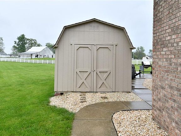 5th image of 1695 E Casey Ln