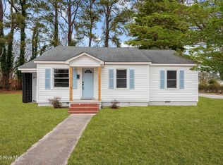 1018 E 5th St, Washington, NC 27889