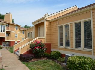 3708 SW 29th St #3732-217, Topeka, KS 66614
