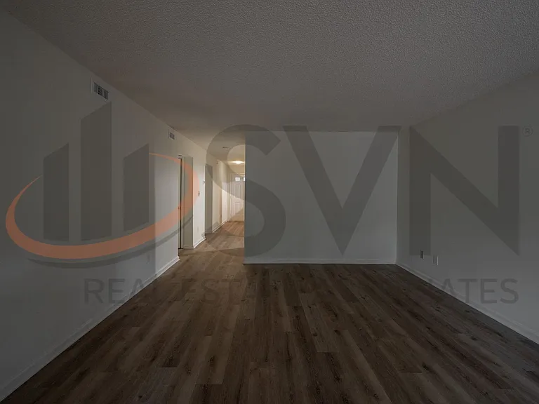130 Kingsbury Dr — Photo 7