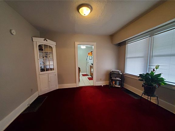 4th image of 367 Geneva Rd