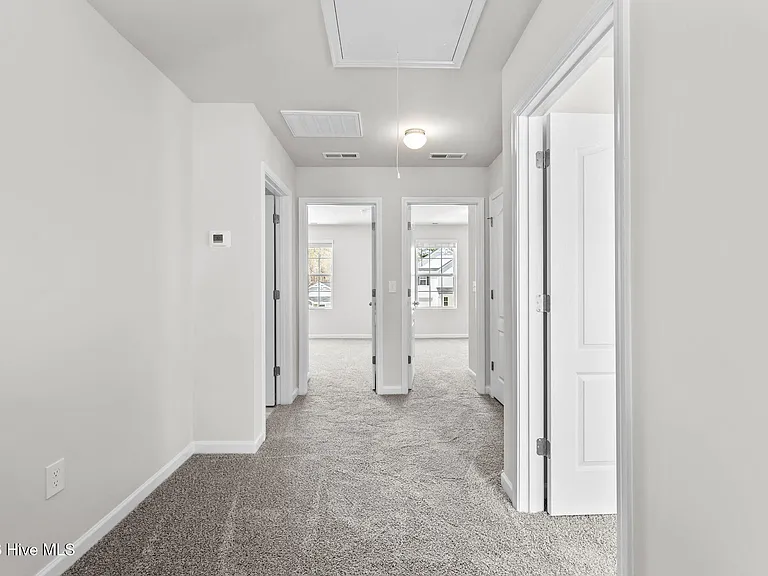 705 Conductor Ct — Photo 14