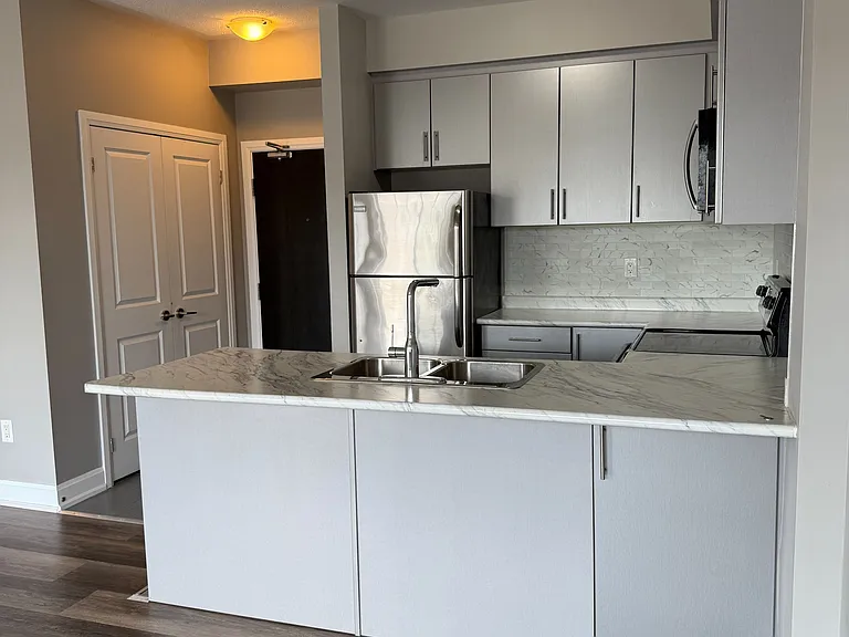 263 Georgian Dr #301 — Photo 12