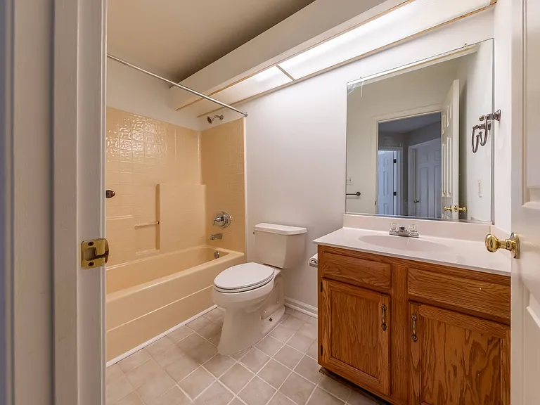 308 Ferguson Bnd — Photo 15
