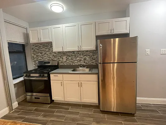 Rented by Bruma Realty LLC | media 21