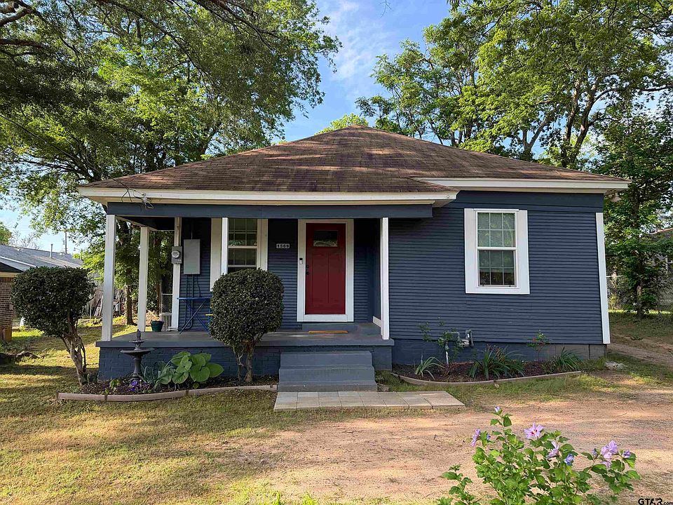 1st image of 1509 Richards St