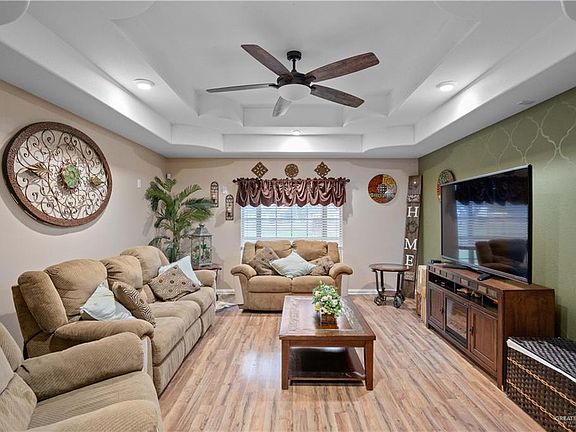 2nd image of 2705 N Alamo Rd