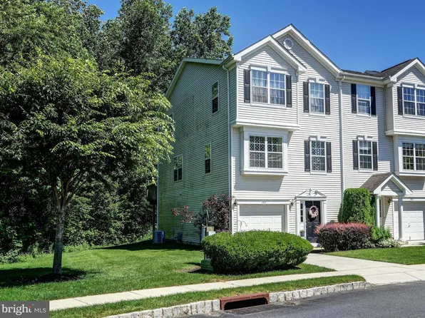 163 Castleton Rd #163, Delran, NJ 08075