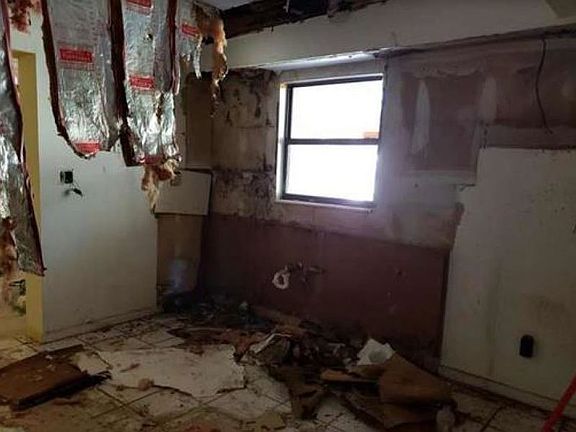 5th image of 502 E 56th St