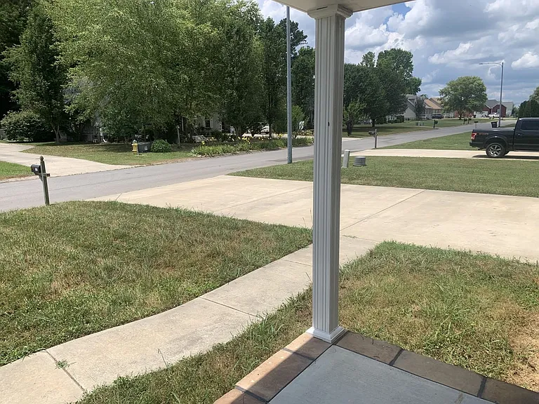 257 Williamsburg Cir — Photo 3