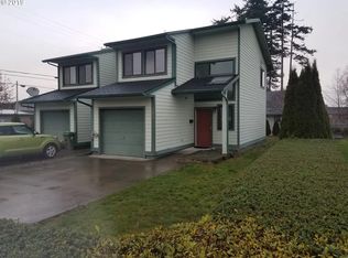 1772 14th St, North Bend, OR 97459