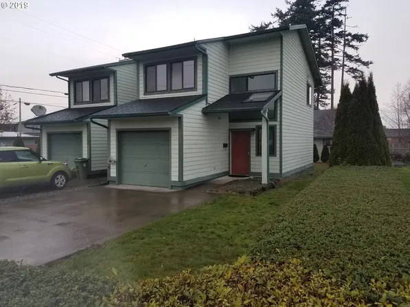 1772 14th St, North Bend, OR 97459
