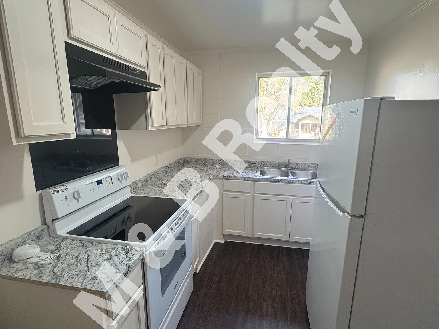 1 bed, 800 sqft, $900 — Photo 4