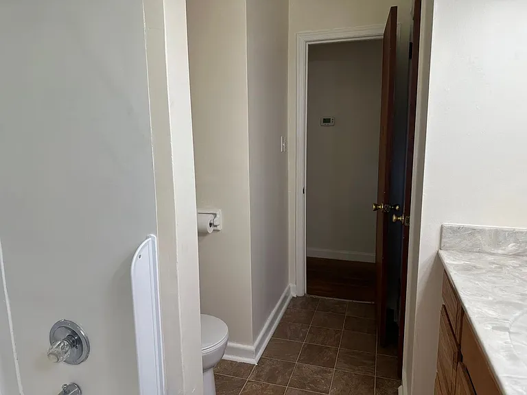 1408 Dermott Ave — Photo 23