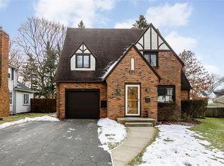 13 Birmingham Dr, Rochester, NY 14618