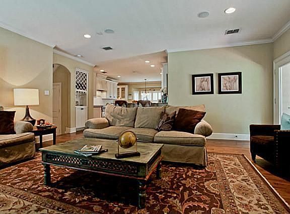 5th image of 8938 Groveland Dr