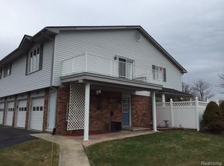 30308 Windsor #4, Gibraltar, MI 48173