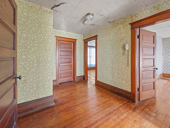 21st image of this home