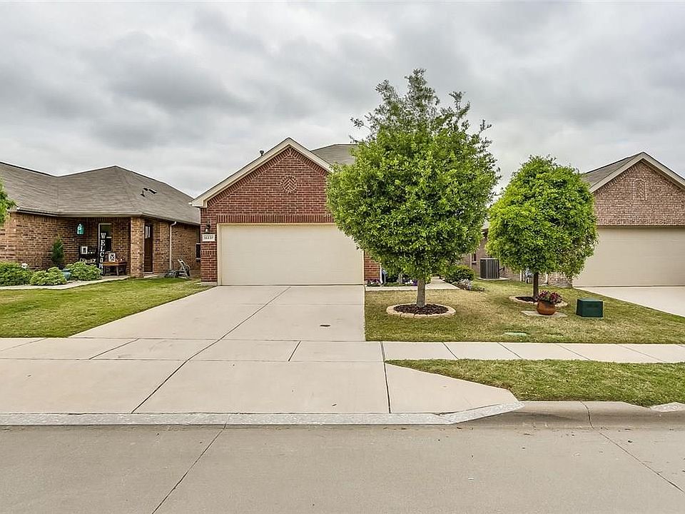 1st image of 12237 Walden Wood Dr
