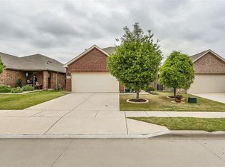 12237 Walden Wood Dr, Fort Worth, TX 76244