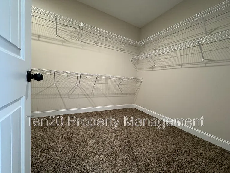 11 Hope St — Photo 16