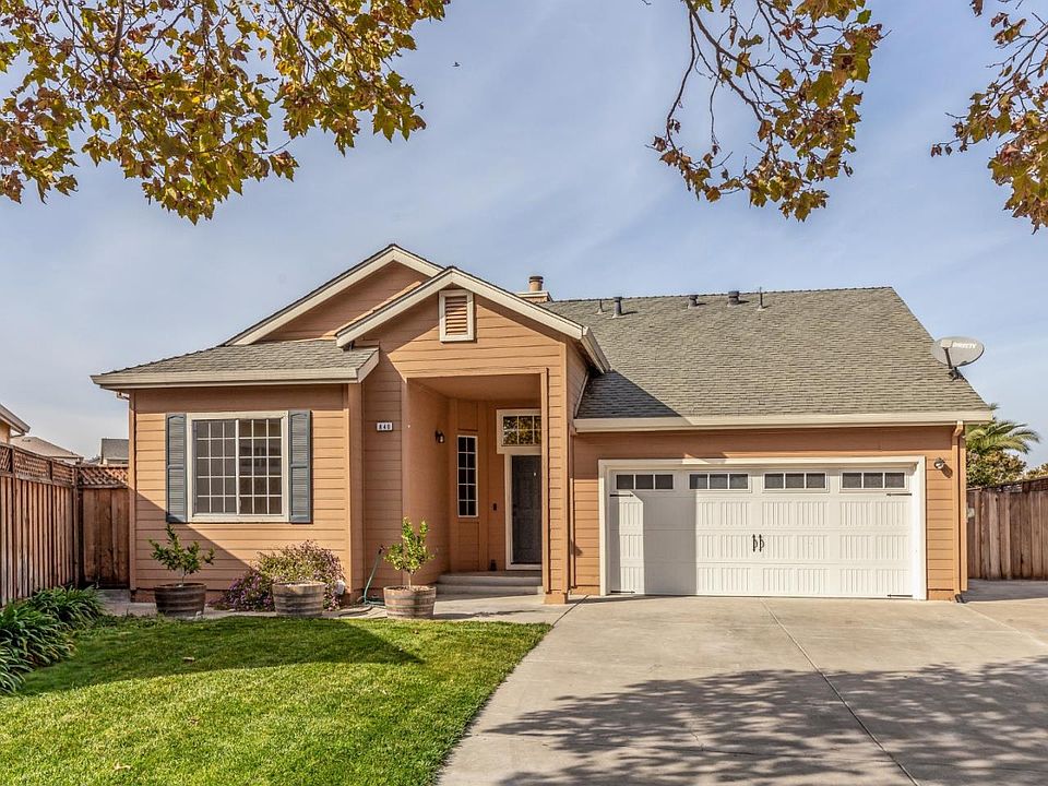 1st image of 840 Mica Ct