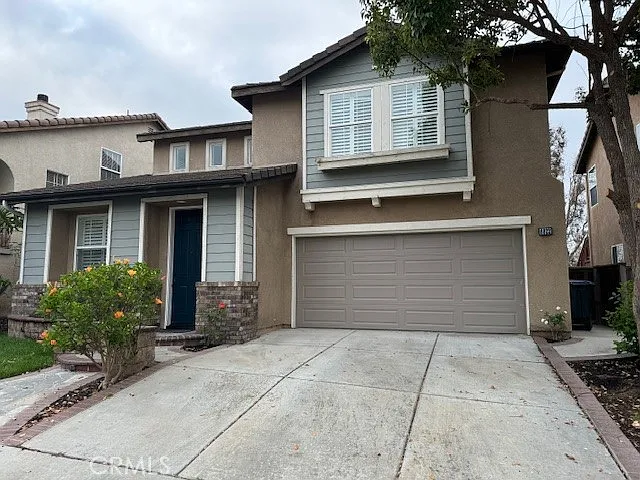 6922 E Monaco Pkwy — Photo 1
