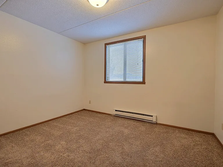 Fargo, ND France Apartments | Bedroom